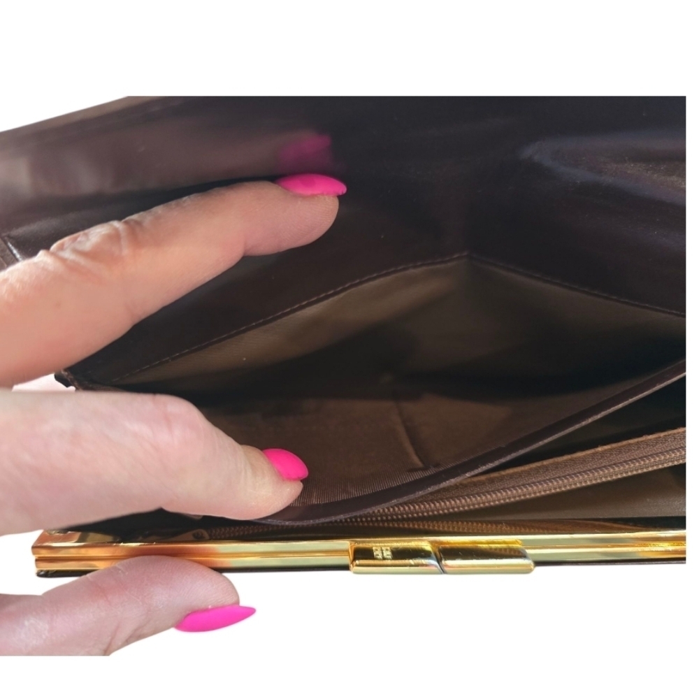 Givenchy Bordeaux Brown Leather Gold Kisslock Bifold Vintage Wallet - Picture 9 of 11